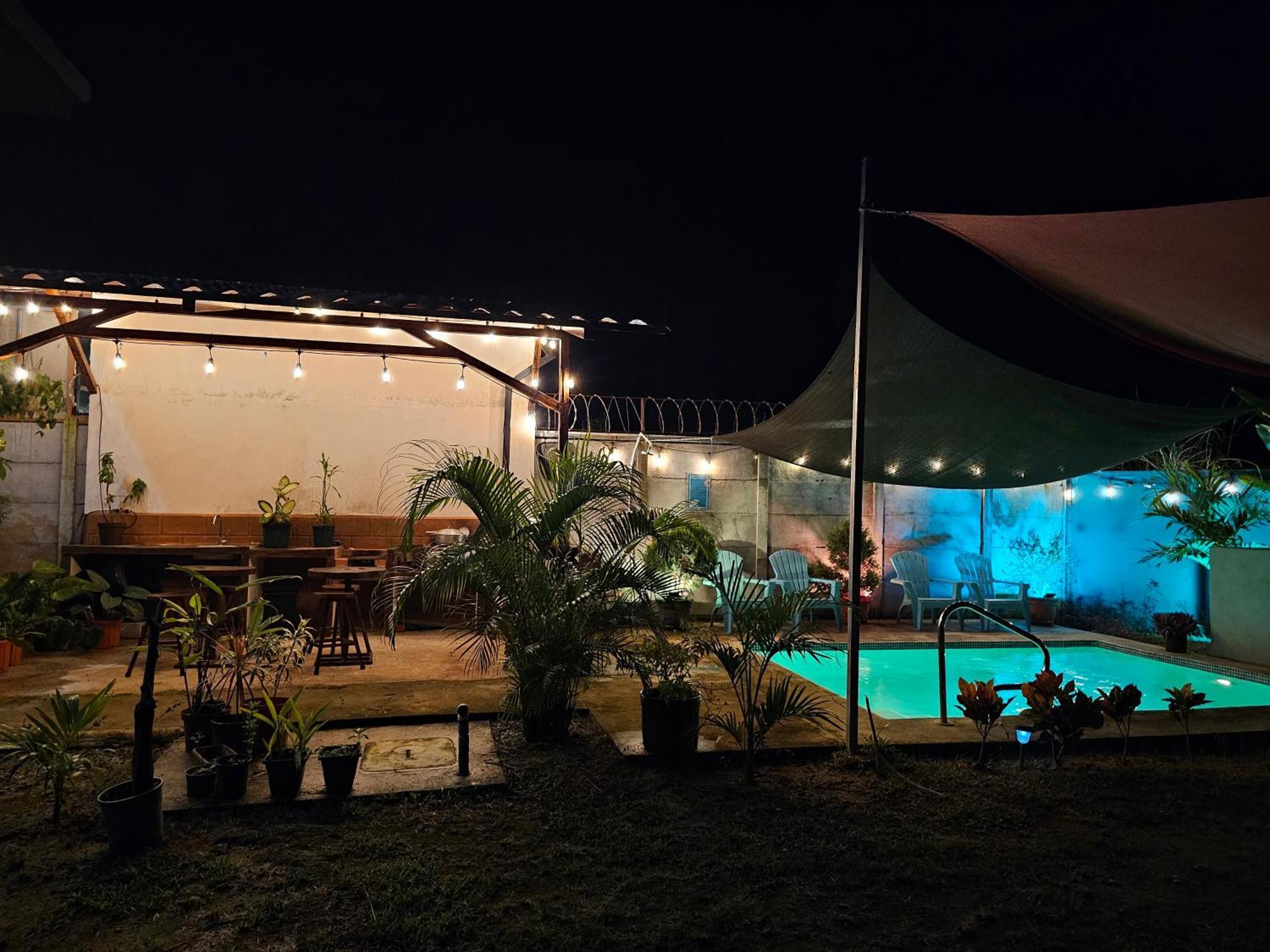 Casa Luna, Espacio Moderno Y Acogedor Liberia